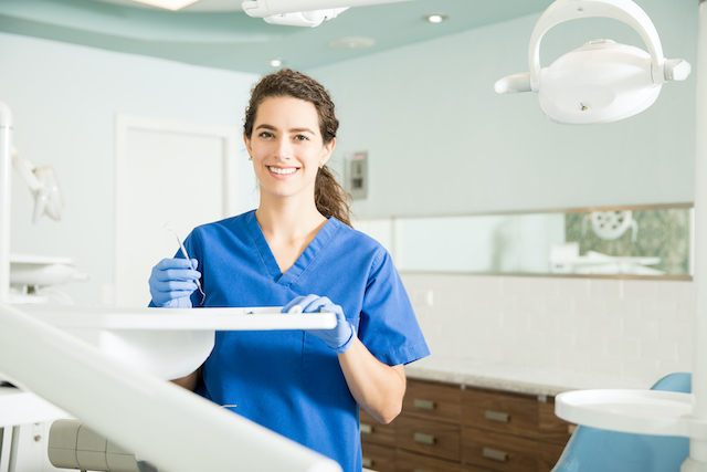 Elements to Take into account Earlier than Choosing a Beauty Dentist